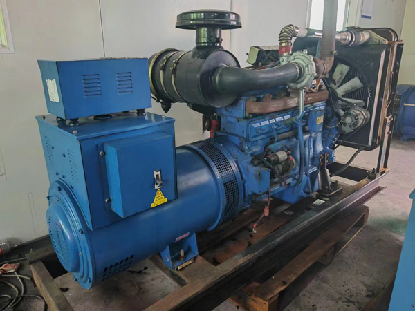 柳江100kW柴油发电机组使用多级机油有哪些优缺点？