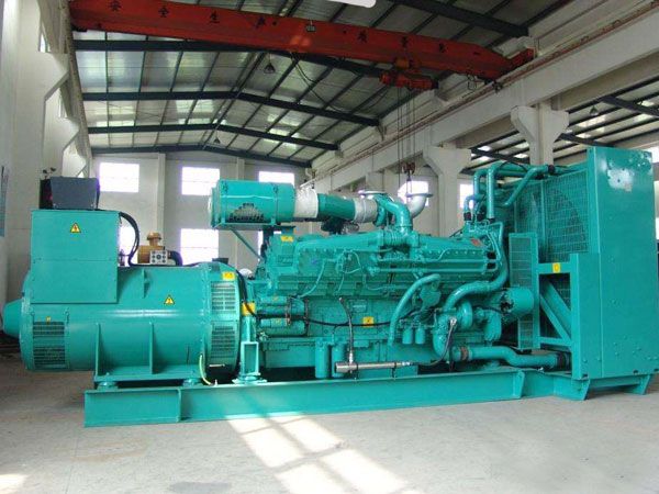 柳江影响800KW发电机组油耗的因素有哪些？